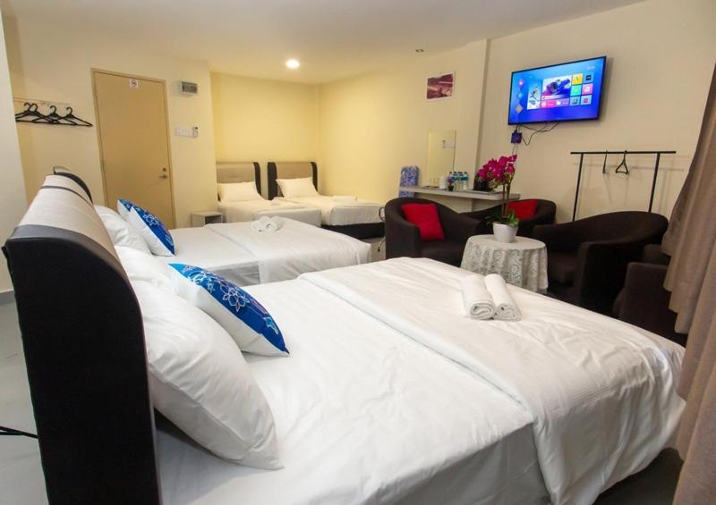 Southern Tip Hotel Pontian Kecil Eksteriør billede