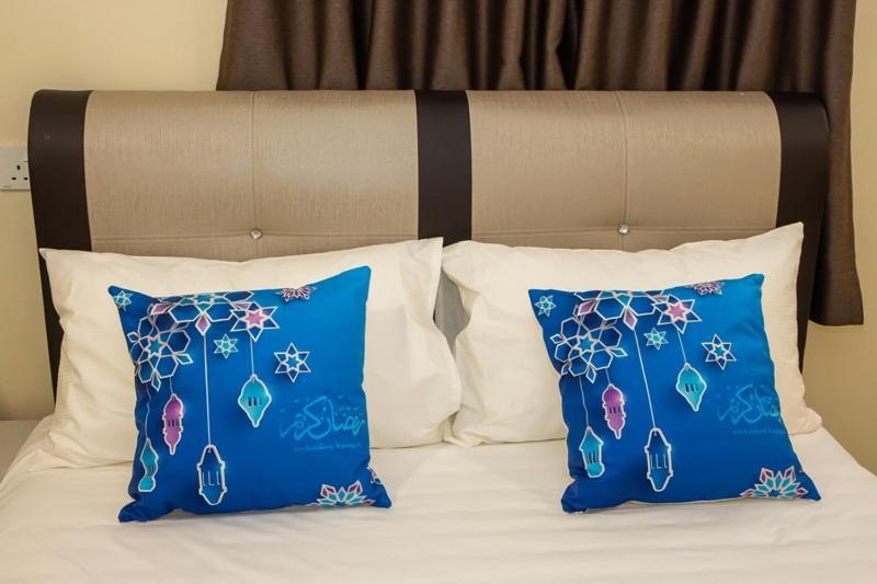 Southern Tip Hotel Pontian Kecil Eksteriør billede